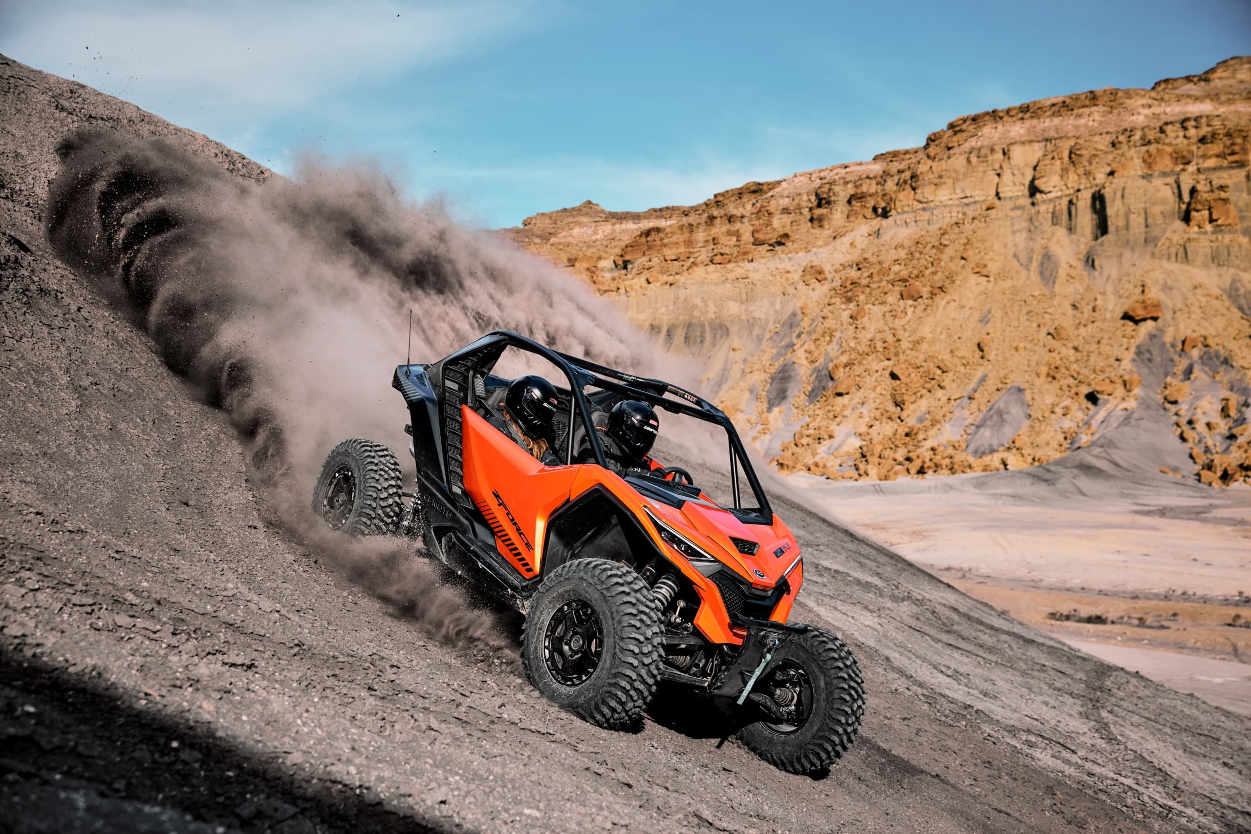 CFMoto Z10 Lava Orange